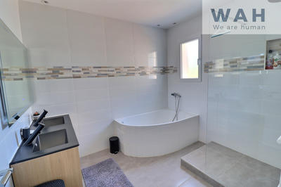 Appartement - 96 m² - 4 pièces