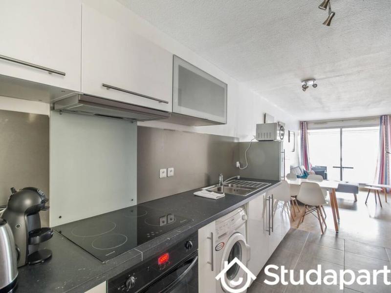 Chambre - 12 m² - 1 pièce