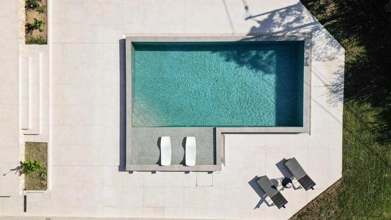 Villa - 326 m² - 9 pièces