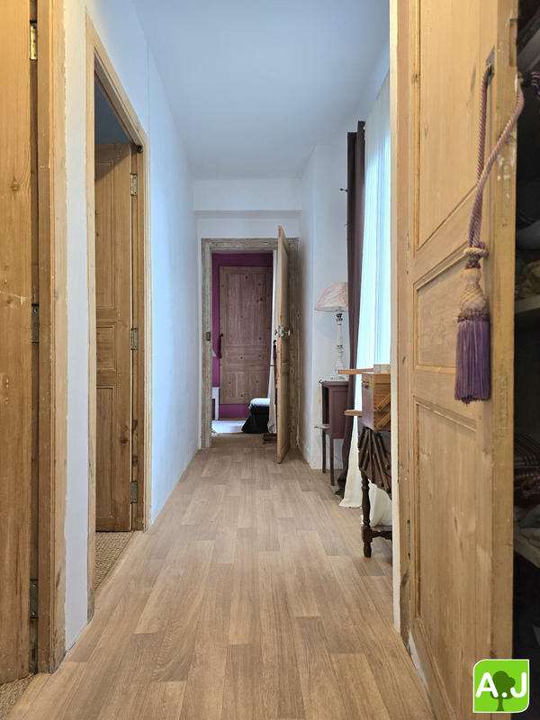 Maison - 84 m² - 4 pièces