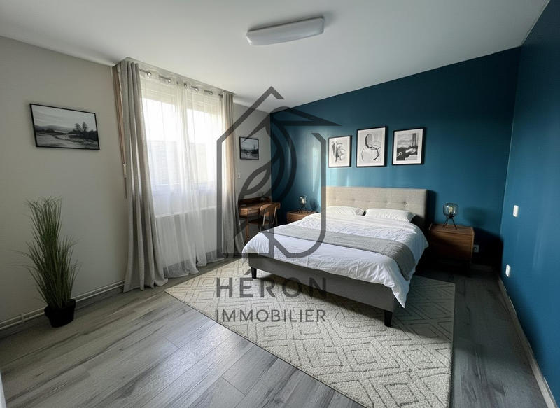 Maison - 87 m² - 6 pièces