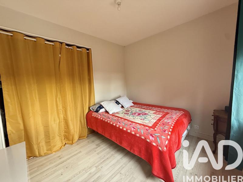 Maison - 139 m² - 9 pièces