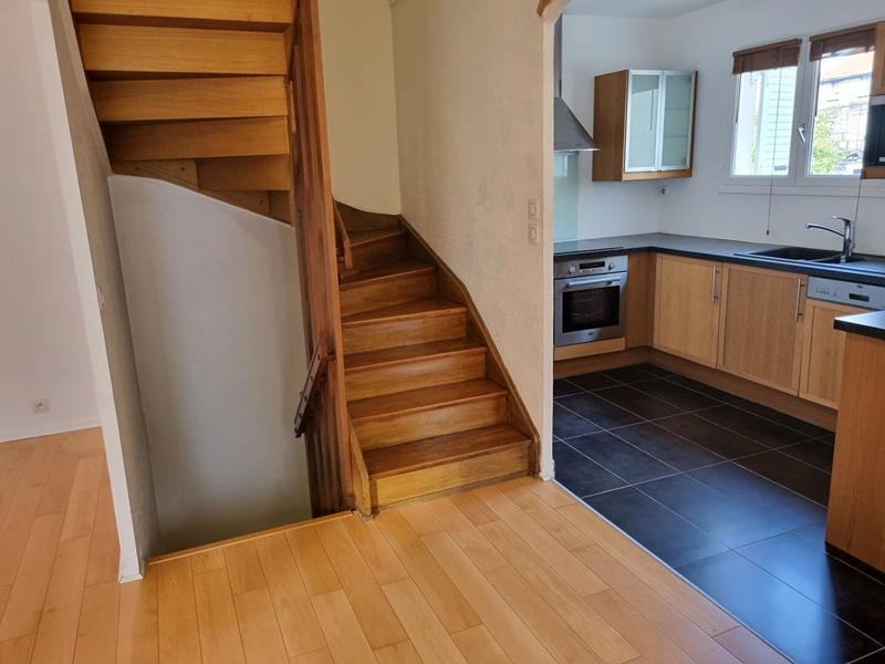 Maison de ville - 80 m² - 4 pièces