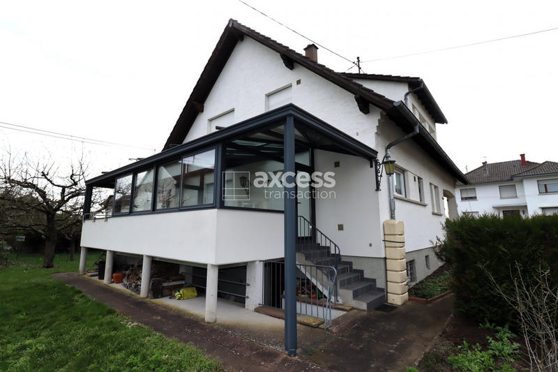 Maison - 184 m² - 6 pièces