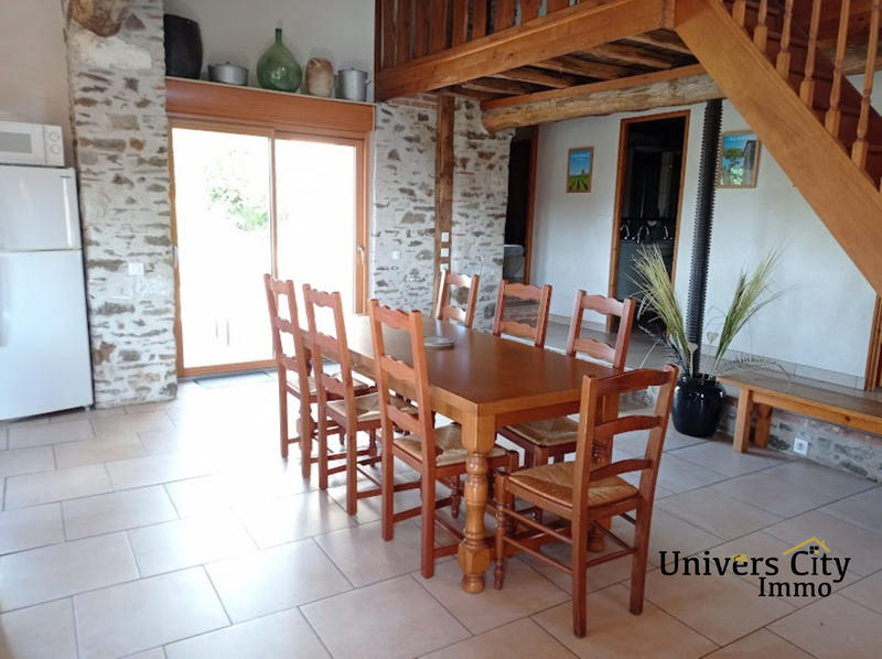 Maison ancienne - 134 m² - 6 pièces