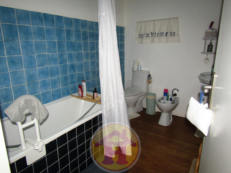 Maison - 102 m² - 5 pièces