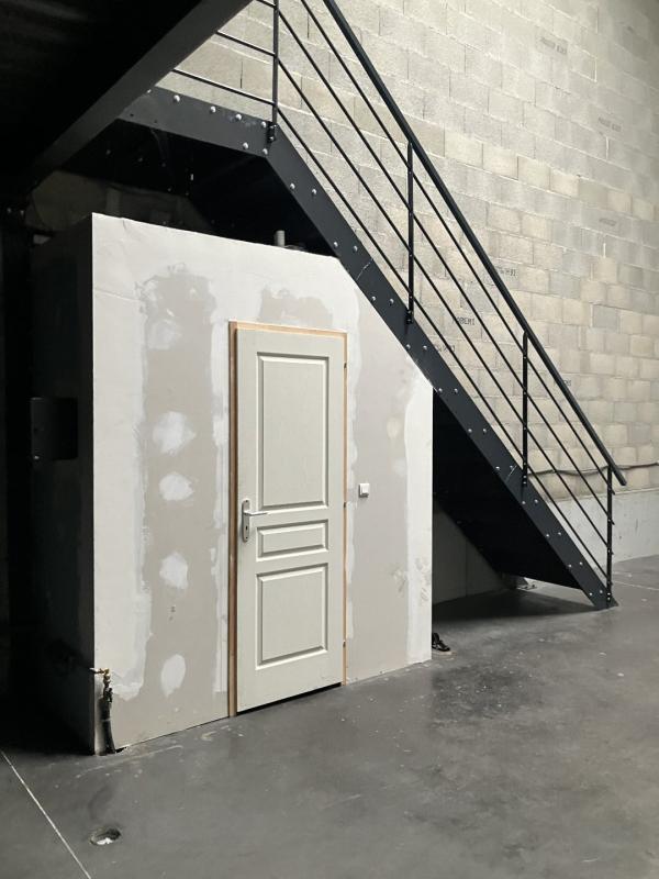 Entrepôt - 151 m² - 1 pièce