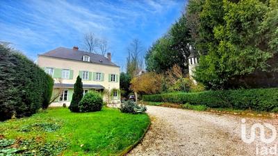 Maison - 200 m² - 8 pièces