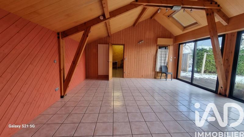Maison - 202 m² - 5 pièces