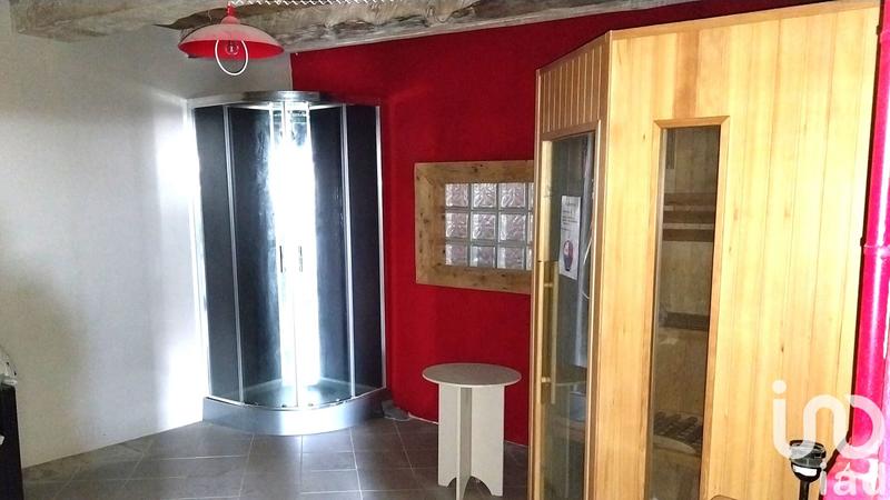 Maison - 613 m² - 18 pièces