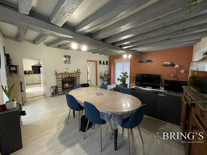 Maison ancienne - 146 m² - 8 pièces