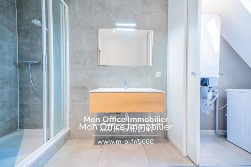 Studio - 134 m² - 5 pièces