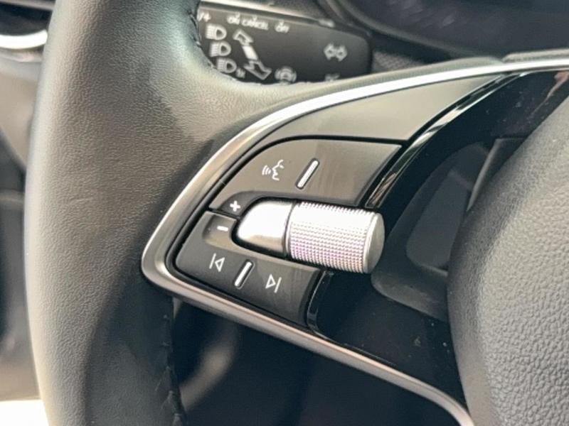 Skoda Fabia 1.0 Tsi 95 ch Evo 2 Bvm5 Selection