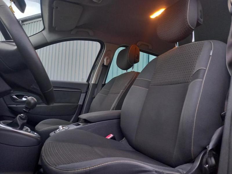 Renault Scénic 1.9 dCi 130 Ch Expression