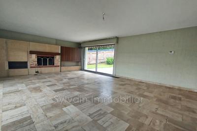 Maison - 190 m² - 6 pièces