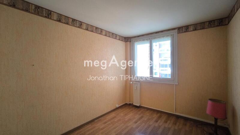 Appartement - 80 m² - 4 pièces