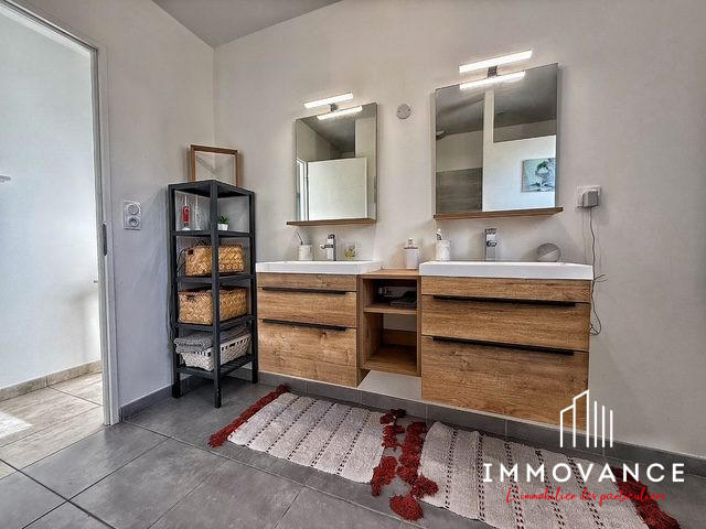 Villa - 114 m² - 5 pièces