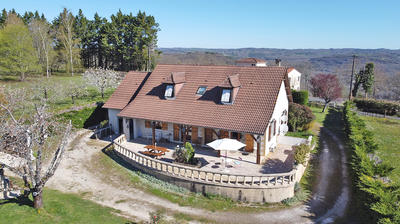Maison - 149 m² - 6 pièces