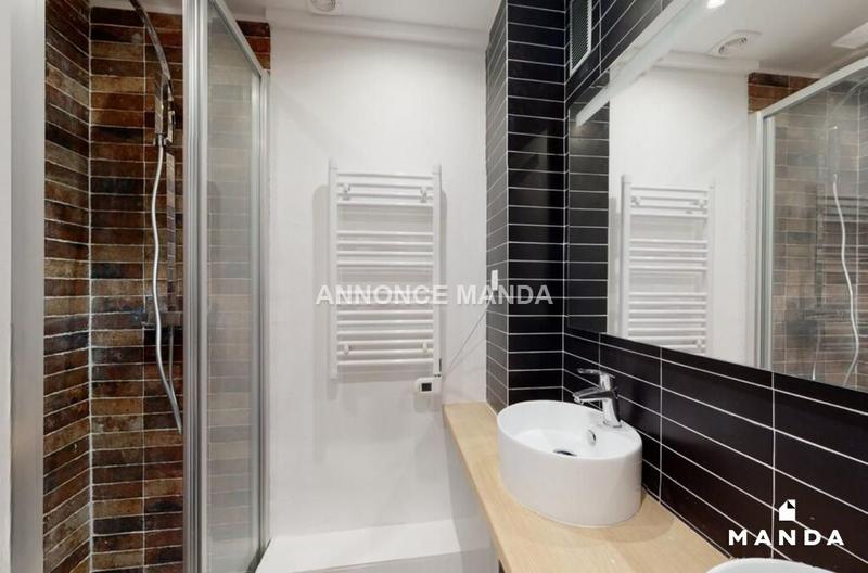 Chambre - 11 m² - 5 pièces