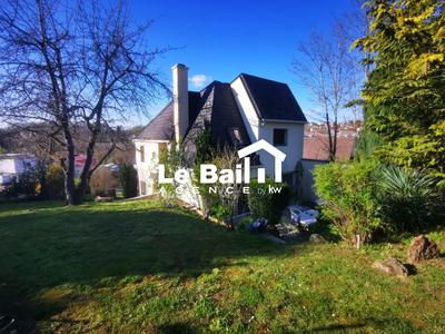 Maison - 112 m² - 4 pièces