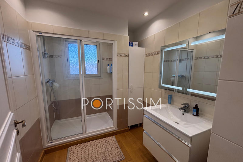 Appartement - 97 m² - 4 pièces