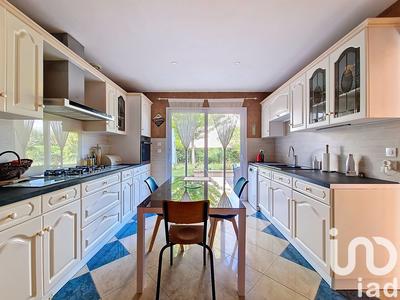 Maison - 177 m² - 7 pièces