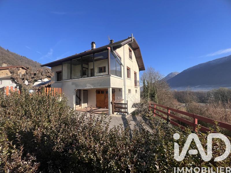 Maison - 131 m² - 5 pièces