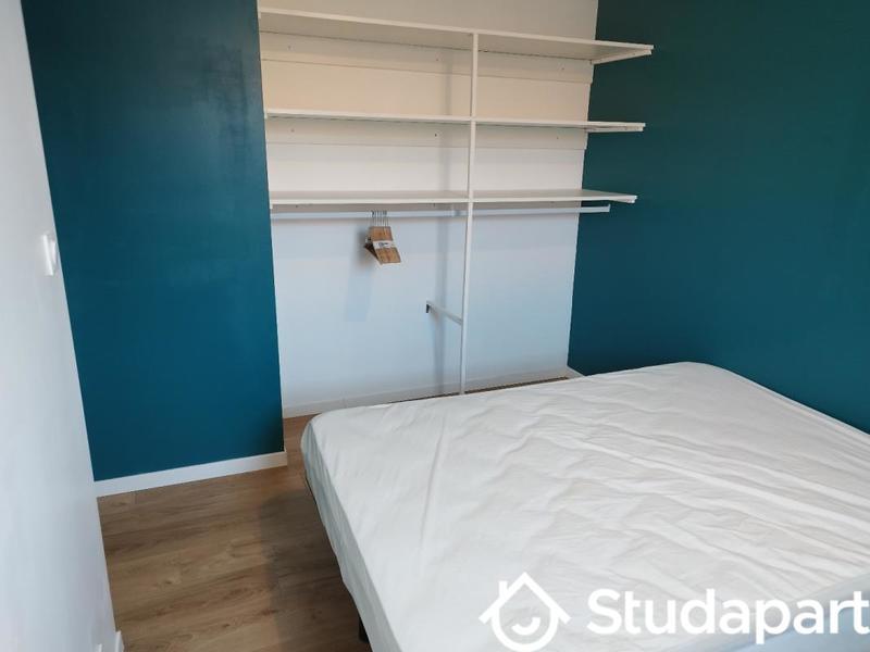 Chambre - 11 m² - 1 pièce