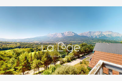 Demeure - 178 m² - 6 pièces