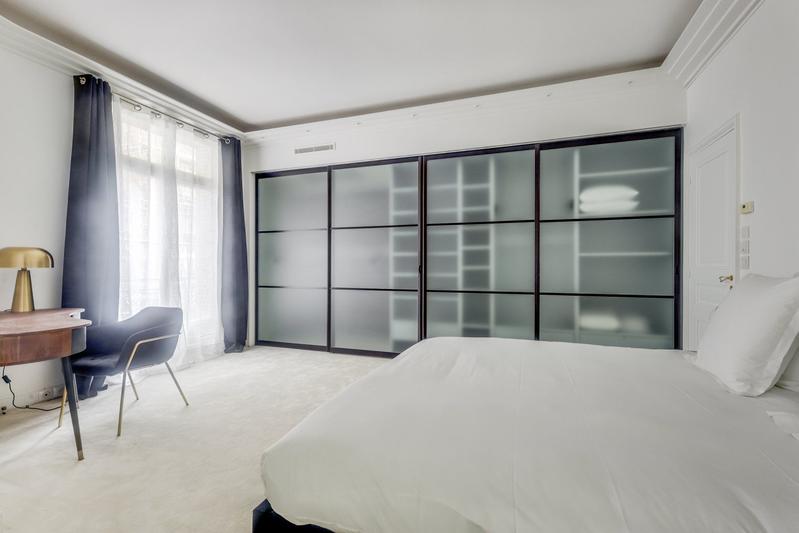 Appartement - 279 m² - 8 pièces