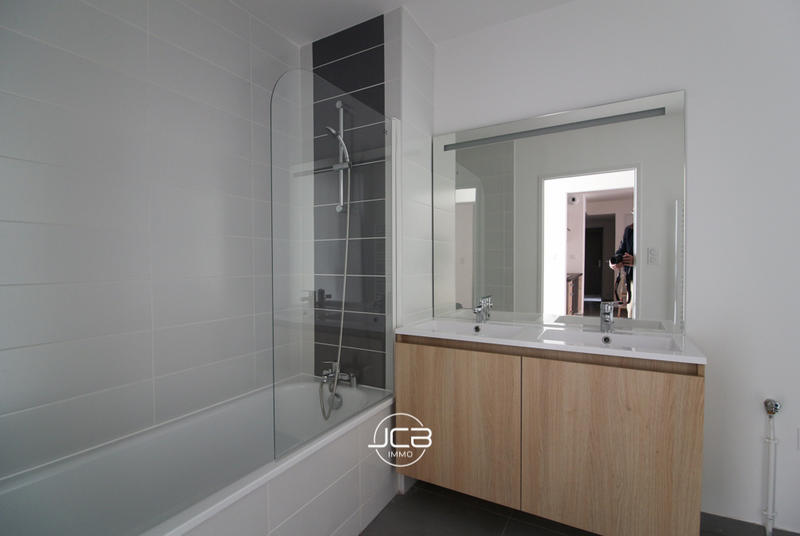 Appartement - 79 m² - 4 pièces