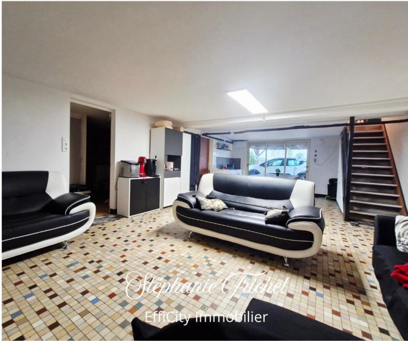 Maison - 120 m² - 8 pièces