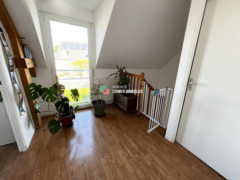 Maison - 95 m² - 5 pièces