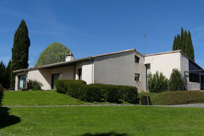 Maison - 138 m² - 5 pièces