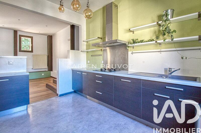Maison - 118 m² - 7 pièces