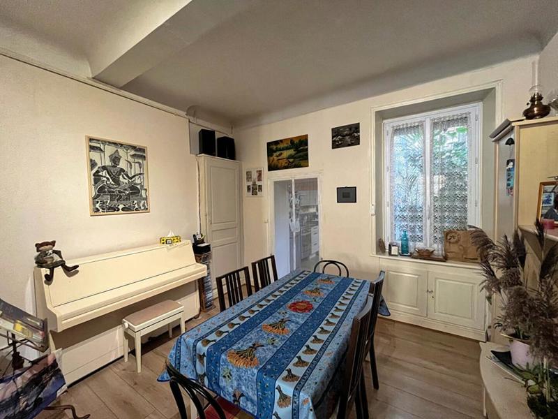 Maison de ville - 121 m² - 6 pièces