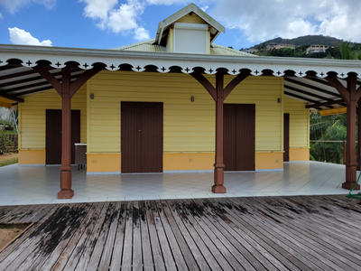 Villa - 96 m² - 5 pièces