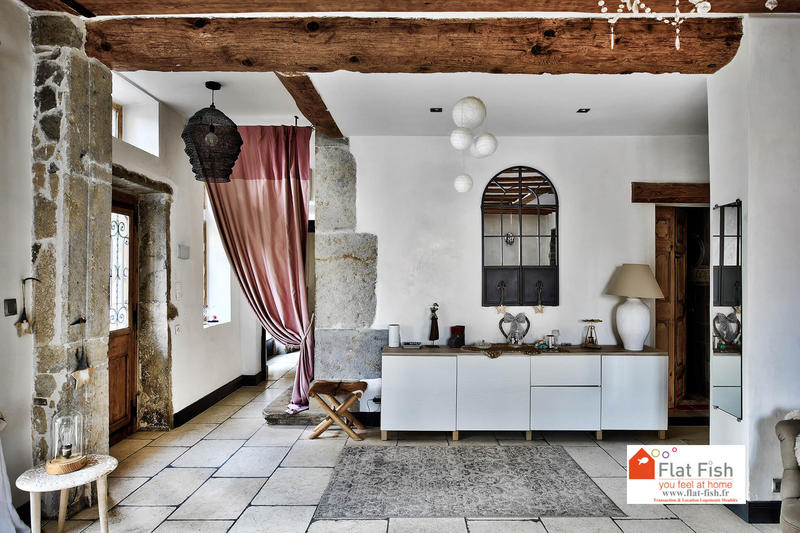 Maison - 322 m² - 8 pièces