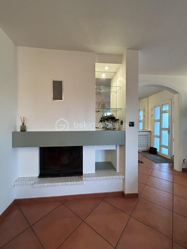 Maison traditionnelle - 165 m² - 7 pièces