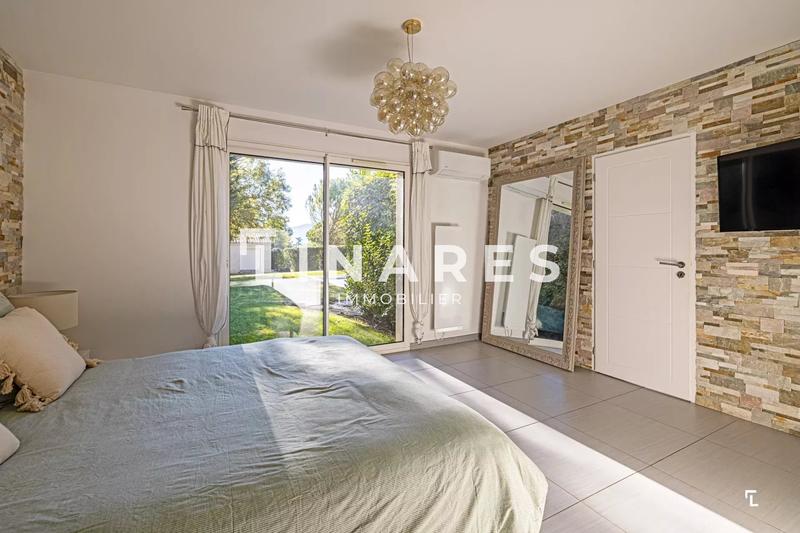 Villa - 226 m² - 5 pièces