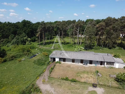 Maison - 305 m² - 10 pièces