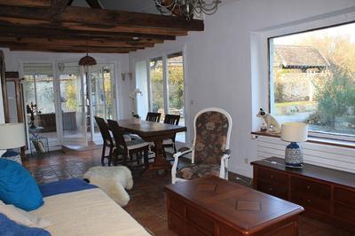 Propriété - 251 m² - 10 pièces