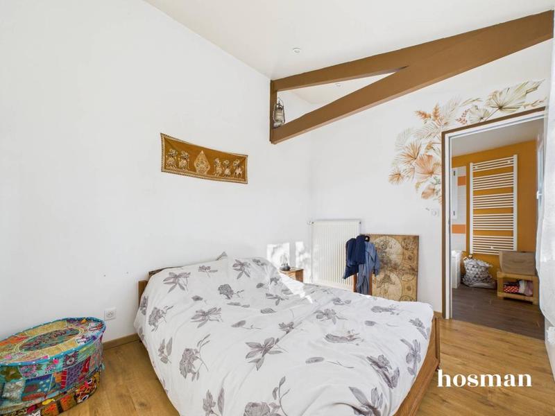 Maison - 144 m² - 8 pièces