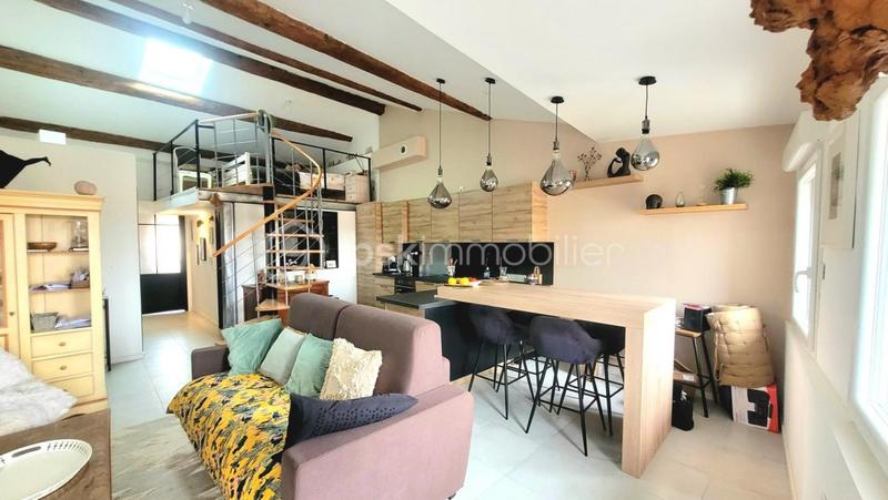 Loft - 62 m² - 3 pièces