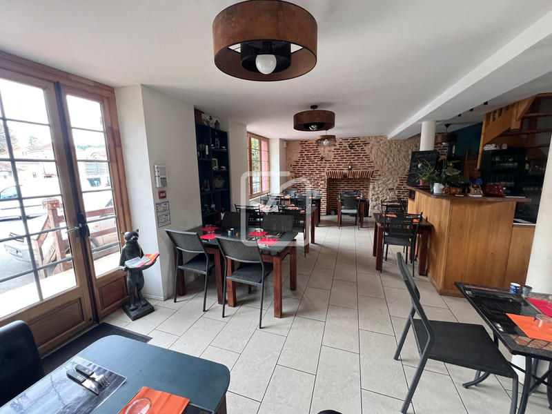 Local commercial - 152 m²