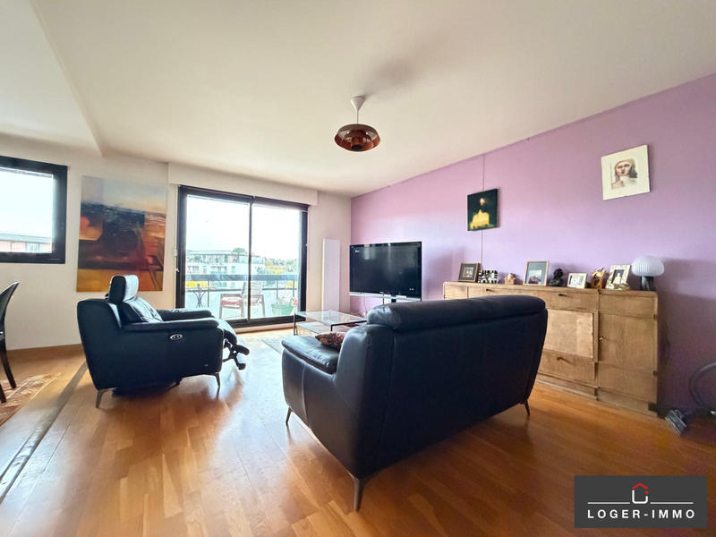 Appartement - 99 m² - 4 pièces