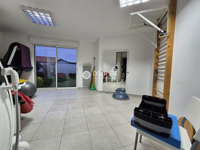 Maison - 98 m² - 4 pièces