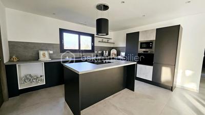 Maison - 131 m² - 5 pièces