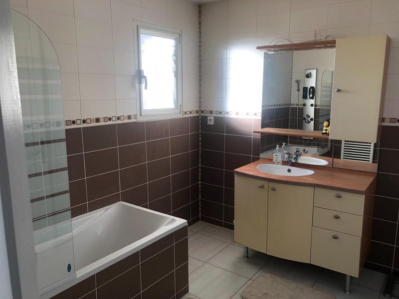 Maison - 160 m² - 6 pièces