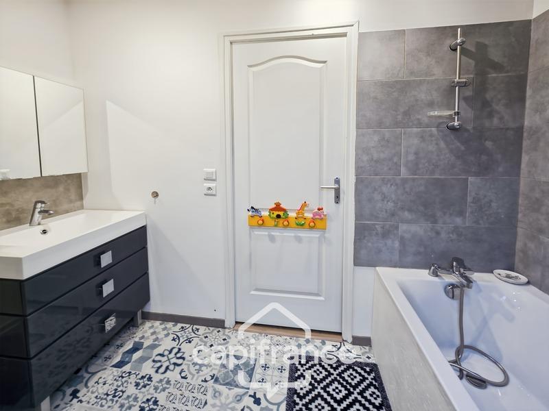 Maison - 153 m² - 6 pièces